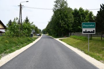 Droga powiatowa w Kępiu i Przysiece po remoncie